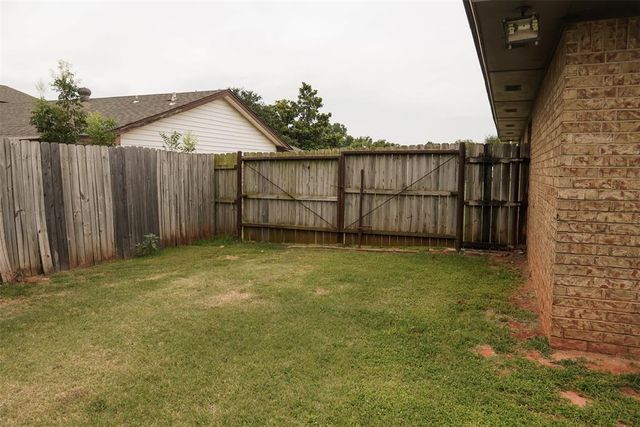 1713 E Frontier Terrace, Mustang, OK 73064