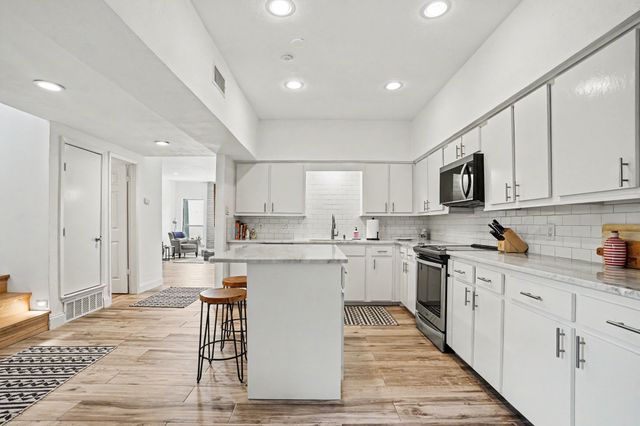 12368 Montego Plaza, Dallas, TX 75230