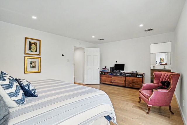 12368 Montego Plaza, Dallas, TX 75230