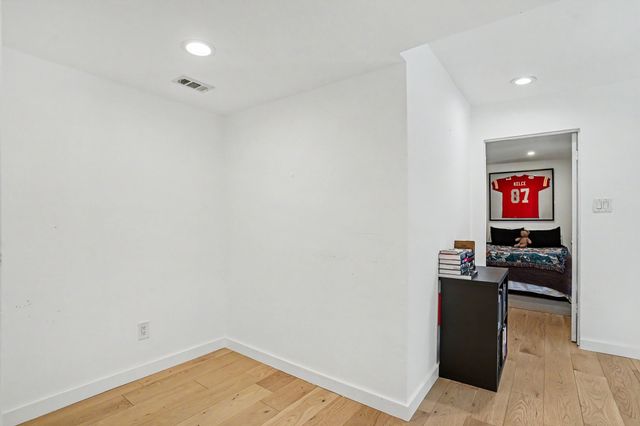 12368 Montego Plaza, Dallas, TX 75230