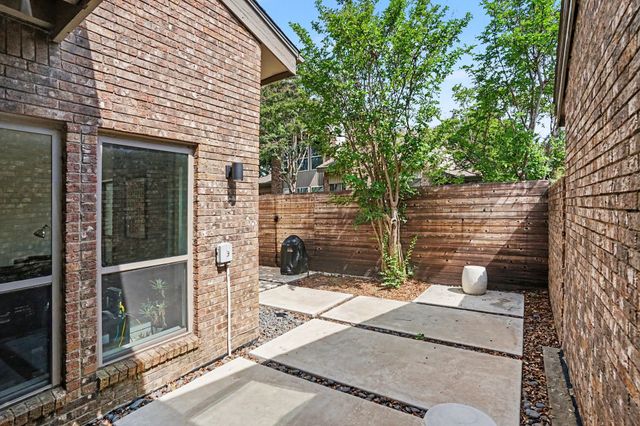 12368 Montego Plaza, Dallas, TX 75230