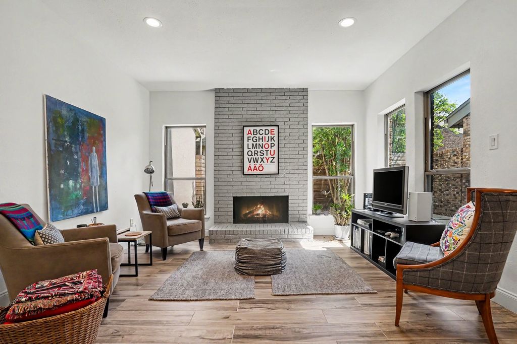 12368 Montego Plaza, Dallas, TX 75230
