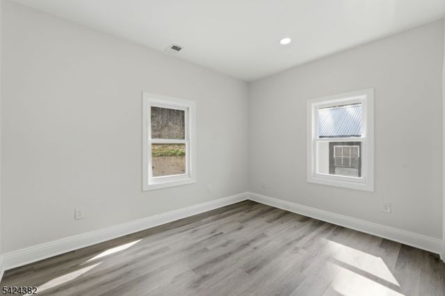 31 Saint Moritz Pl, Wayne Twp., NJ 07470