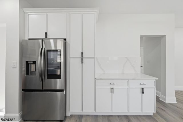 31 Saint Moritz Pl, Wayne Twp., NJ 07470