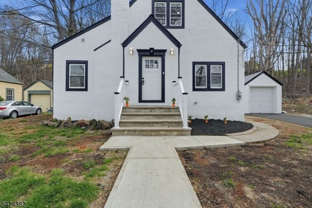 31 Saint Moritz Pl, Wayne Twp., NJ 07470