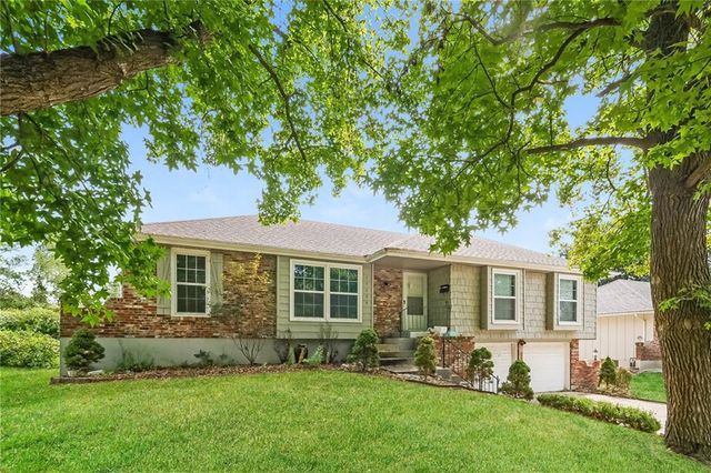 11059 Spring Valley Road, Kansas City, MO 64134