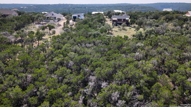 2601 Summit Dr, New Braunfels, TX 78132