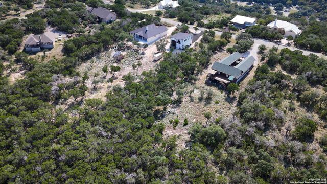 2601 Summit Dr, New Braunfels, TX 78132