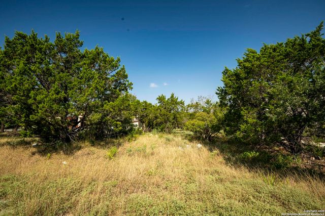 2601 Summit Dr, New Braunfels, TX 78132