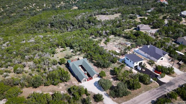 2601 Summit Dr, New Braunfels, TX 78132