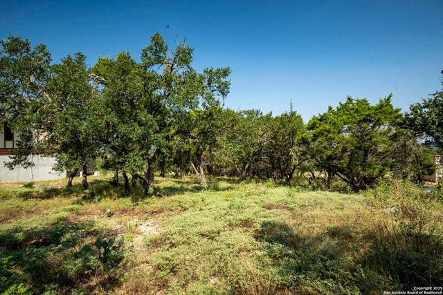 2601 Summit Dr, New Braunfels, TX 78132