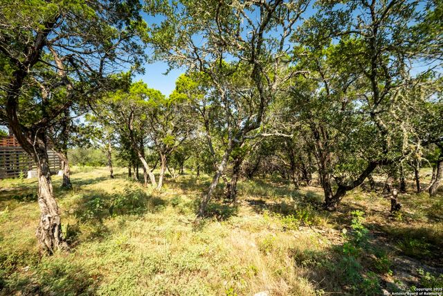 2601 Summit Dr, New Braunfels, TX 78132