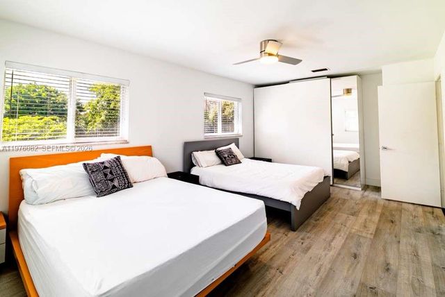 11030 SW 42nd Ct, Davie, FL 33328