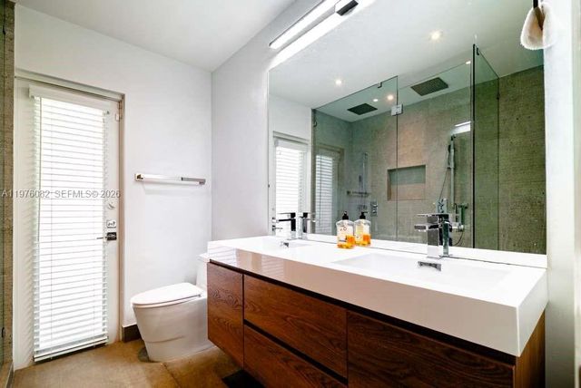 11030 SW 42nd Ct, Davie, FL 33328