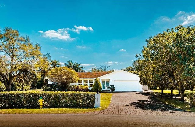 11030 SW 42nd Ct, Davie, FL 33328