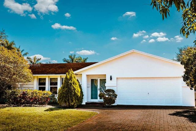 11030 SW 42nd Ct, Davie, FL 33328