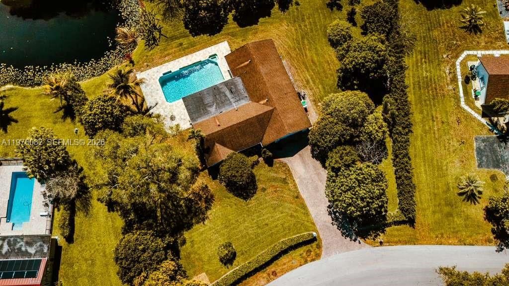 11030 SW 42nd Ct, Davie, FL 33328