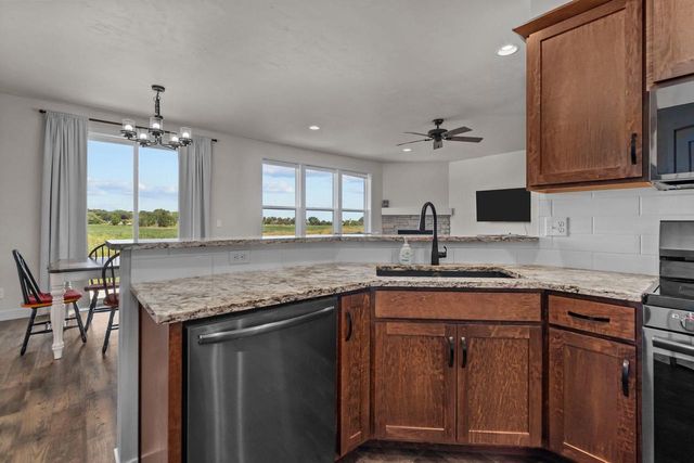 3846 E ZION LANE, Appleton, WI 54913