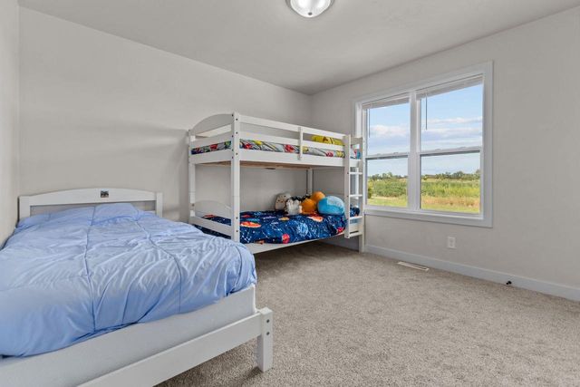 3846 E ZION LANE, Appleton, WI 54913
