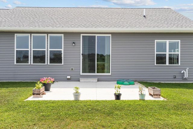 3846 E ZION LANE, Appleton, WI 54913
