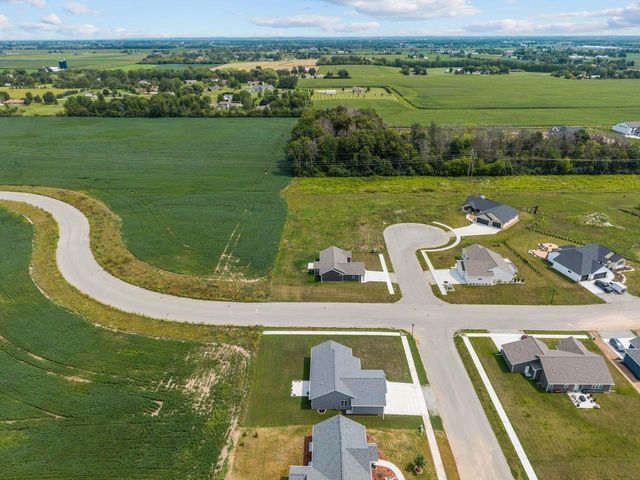 3846 E ZION LANE, Appleton, WI 54913