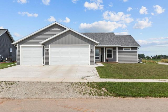3846 E ZION LANE, Appleton, WI 54913