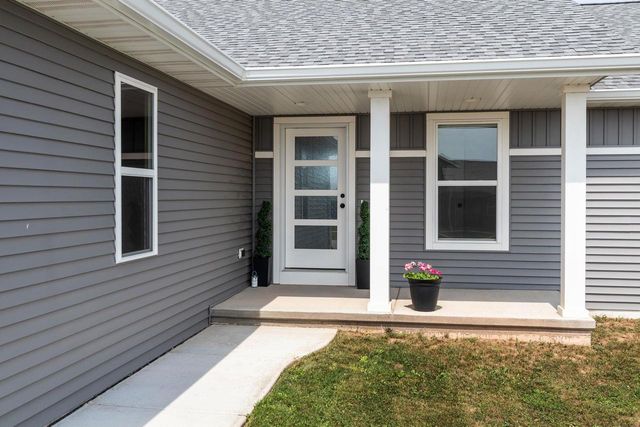 3846 E ZION LANE, Appleton, WI 54913