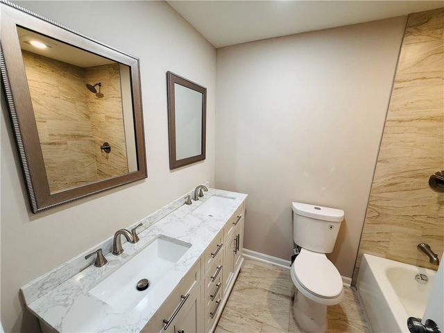 421 Safari Circle, Stone Mountain, GA 30083