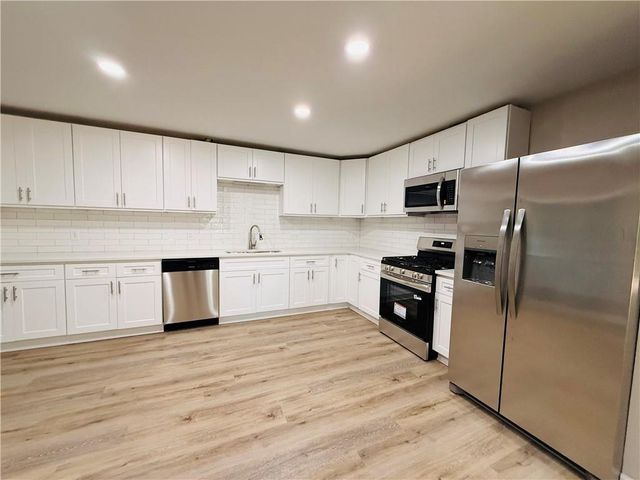 421 Safari Circle, Stone Mountain, GA 30083