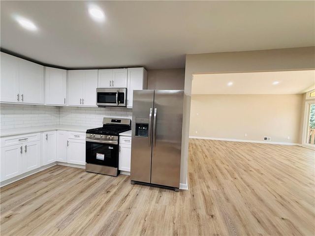 421 Safari Circle, Stone Mountain, GA 30083