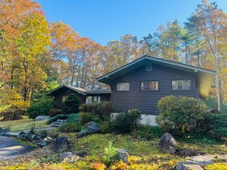 628 Stow Rd, Boxborough, MA 01719
