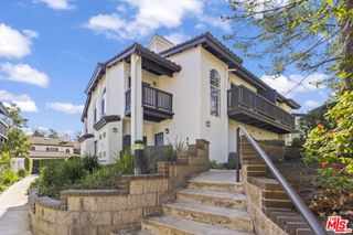 5533 Spanish Oak Lane E, Oak Park, CA 91377