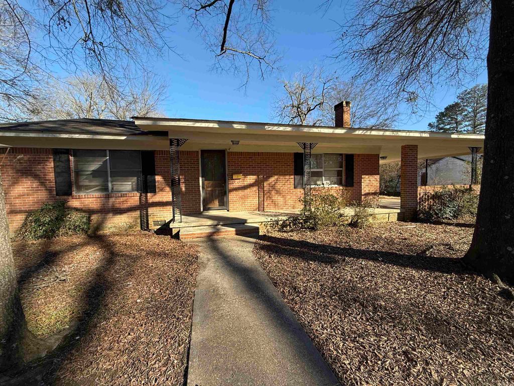 410 N 15Th Street, Arkadelphia, AR 71923