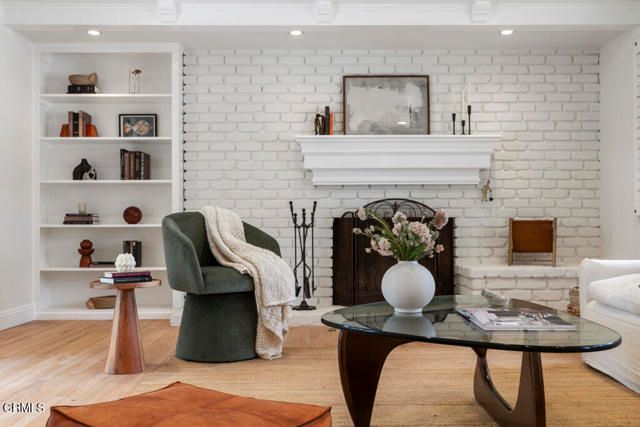 3818 Cedarbend Drive, Glendale, CA 91214