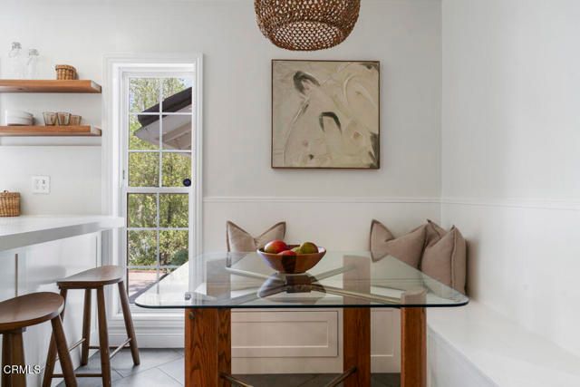 3818 Cedarbend Drive, Glendale, CA 91214