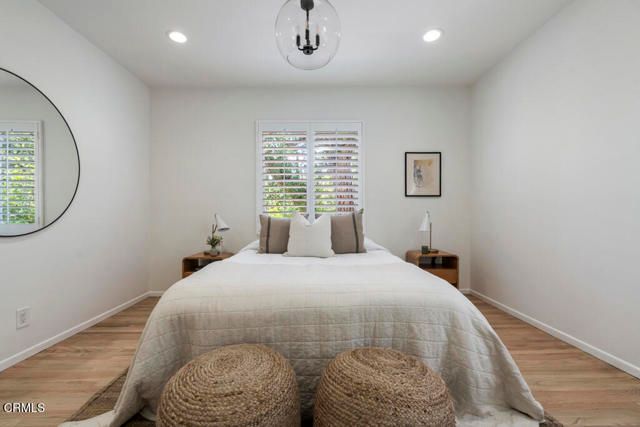 3818 Cedarbend Drive, Glendale, CA 91214