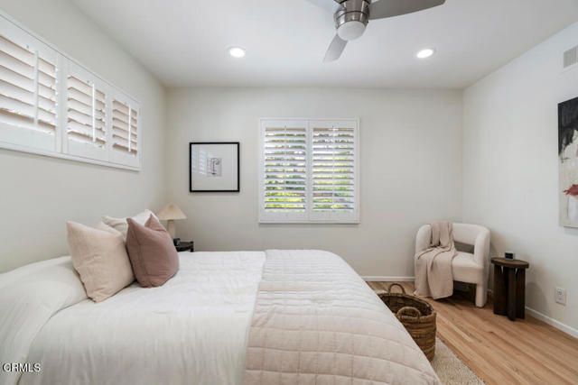 3818 Cedarbend Drive, Glendale, CA 91214