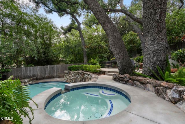 3818 Cedarbend Drive, Glendale, CA 91214