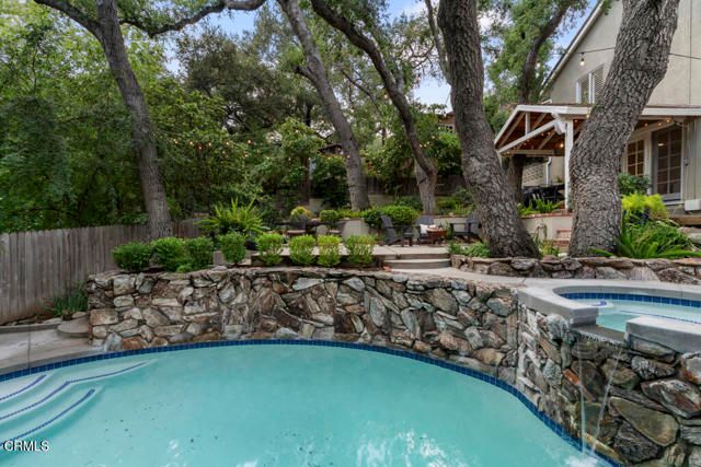 3818 Cedarbend Drive, Glendale, CA 91214