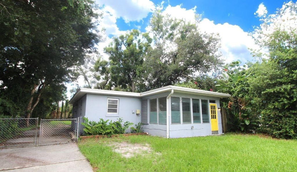 2066 7TH STREET, Sarasota, FL 34237