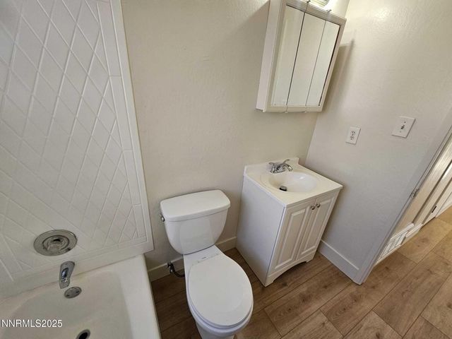 1385 W 6th Street, Reno, NV 89503