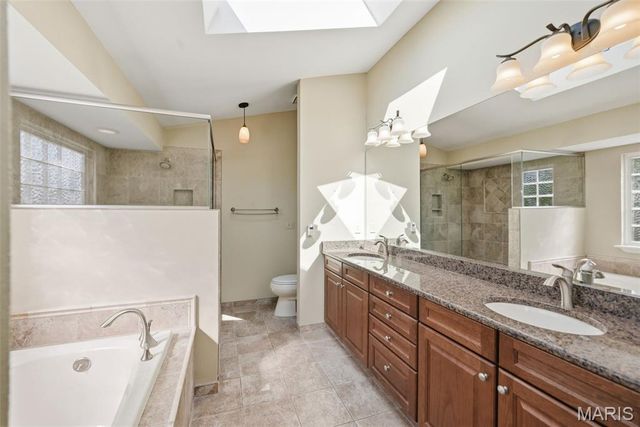 3 Riesling Court, St Charles, MO 63304