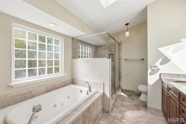 3 Riesling Court, St Charles, MO 63304