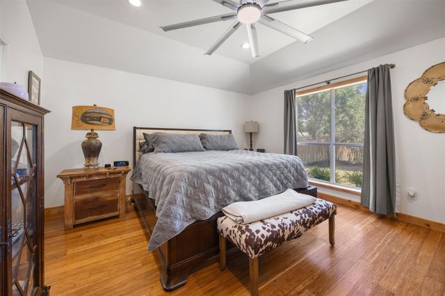 8 Deer Ridge RD, Wimberley, TX 78676