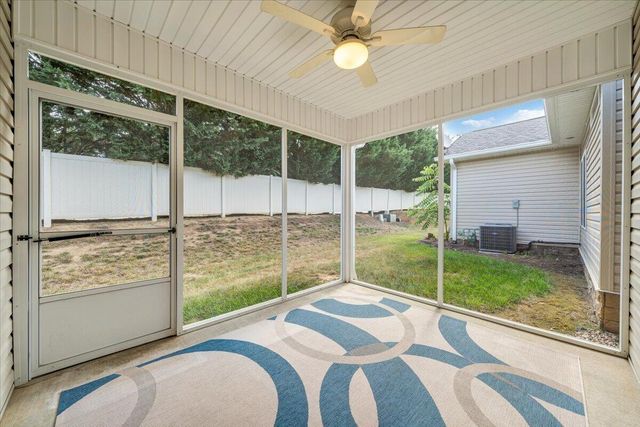 17 Cardinal LN, Daleville, VA 24083