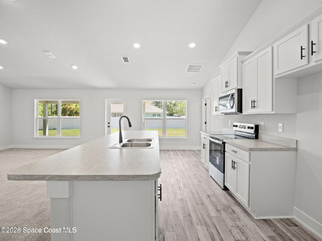 2727 Wright Avenue SE, Palm Bay, FL 32909