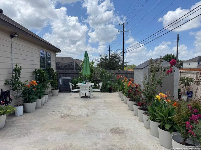 7743 Heavenly Arbor, San Antonio, TX 78254