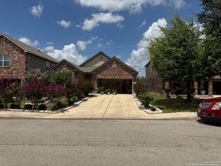 7743 Heavenly Arbor, San Antonio, TX 78254