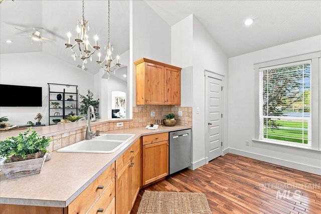 14469 Bighorn Dr, Nampa, ID 83651
