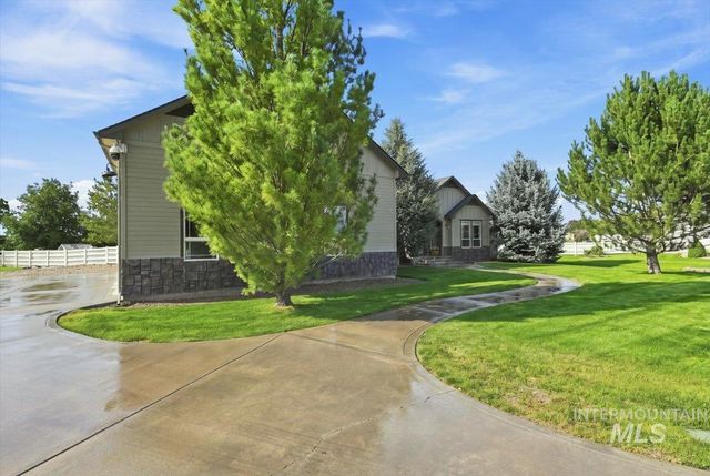 14469 Bighorn Dr, Nampa, ID 83651